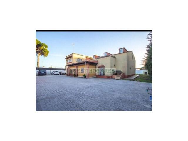 Chalet en venta en Chiclana de la Frontera photo 0