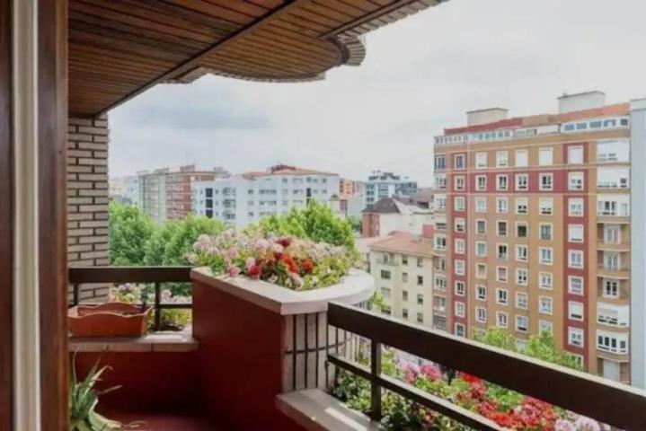 Piso en venta en Santander, Centro photo 0