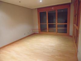 Planta baja en venta en Logroño, La Guindalera photo 0