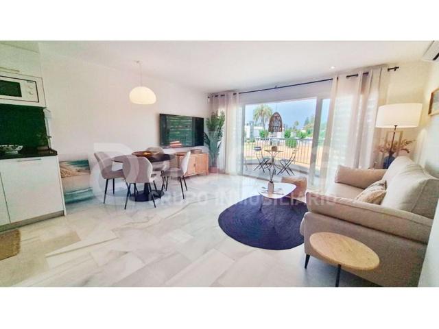 Piso en venta en Marbella photo 0