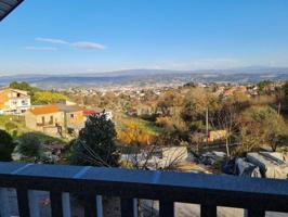 Chalet en venta en Barbadás photo 0