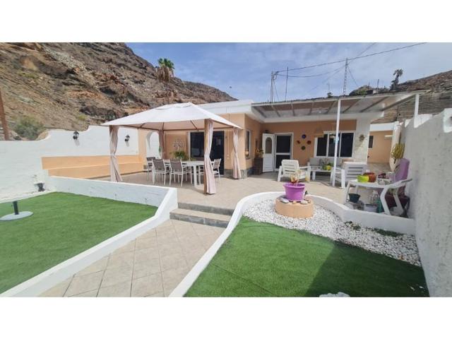 Bungalow en venta en Mogán, La Playa del Cura photo 0