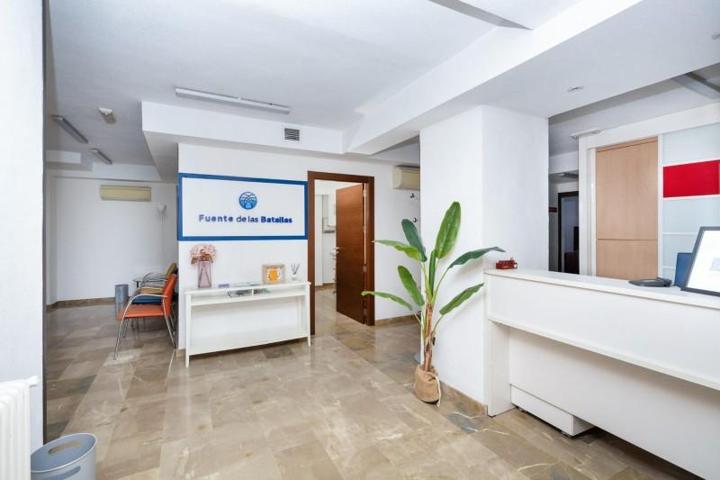 Piso en venta en Granada, Centro photo 0