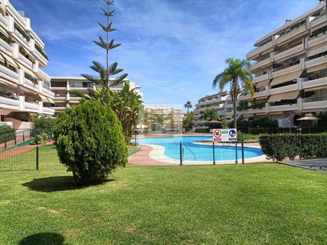 Planta baja en venta en Marbella photo 0
