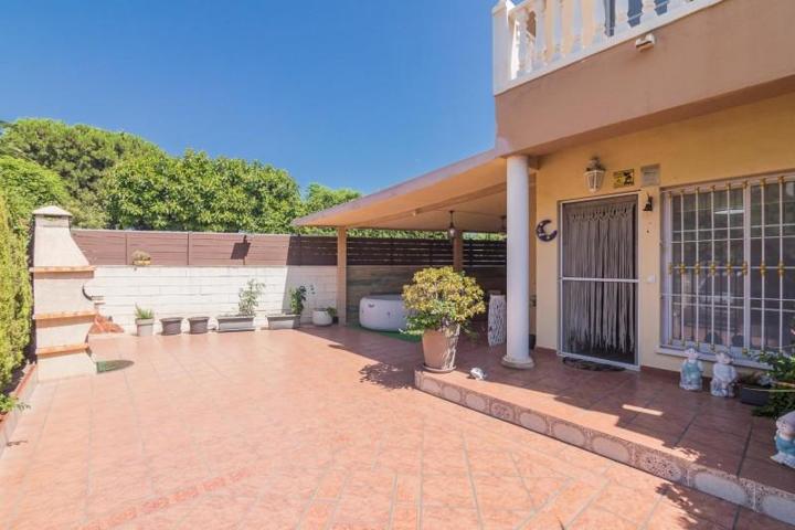 Adosada en venta en Elche, Universidad - Ciudad deportiva photo 0