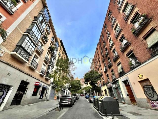 Piso en venta en Madrid, Calle del Ave María, 28012 photo 0