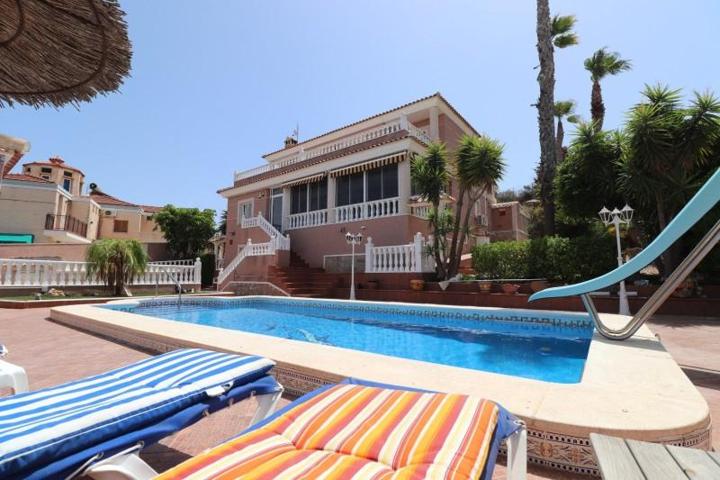Chalet en venta en Almoradi, Comunidad valenciana photo 0