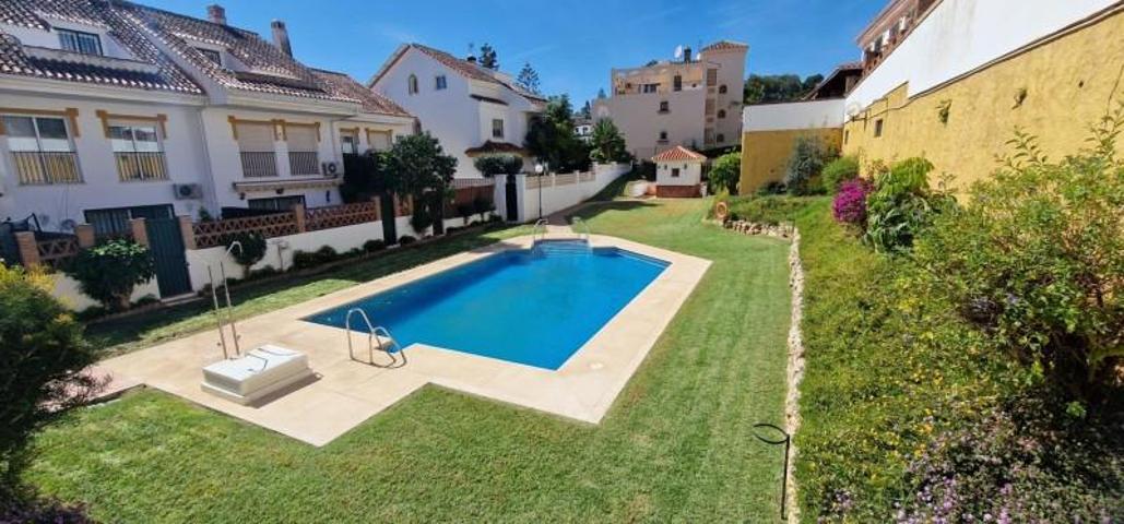 Bungalow en venta en Mijas, Mijas Costa photo 0