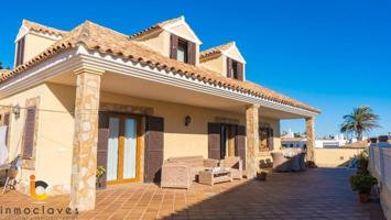 Chalet en venta en Algeciras, Getares photo 0