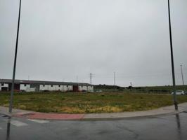 Terreno en venta en Carrascal de Barregas, Poligono peÑasolana photo 0