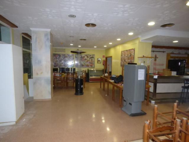 Local comercial en venta en Calella, Cerca hospital calella photo 0