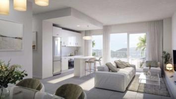 Apartamento en venta en Fuengirola, Los Pacos photo 0