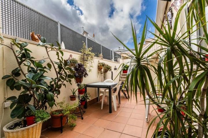 Casa en venta en Terrassa, Sant Pere photo 0