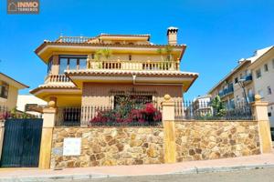 Chalet en venta en Albox, CENTRO photo 0