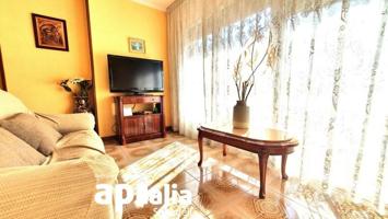 Casa en venta en Sabadell, Sol i padris photo 0