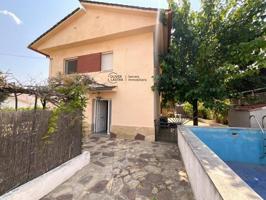 Casa en venta en Sant Andreu de la Barca, Sant Andreu de La Barca photo 0