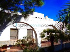 Chalet en venta en Vera photo 0