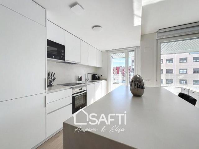 Piso en venta en Madrid photo 0