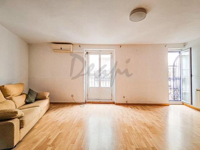 Piso en venta en Madrid, Malasaña-Universidad photo 0