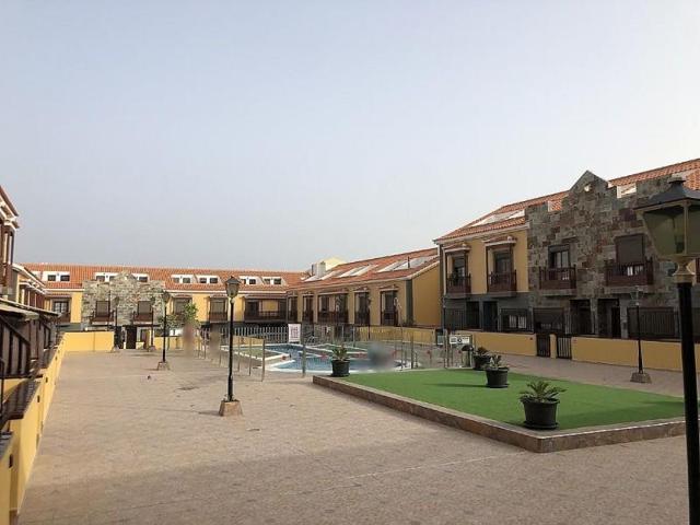 Adosada en venta en Granadilla de Abona, El Médano photo 0