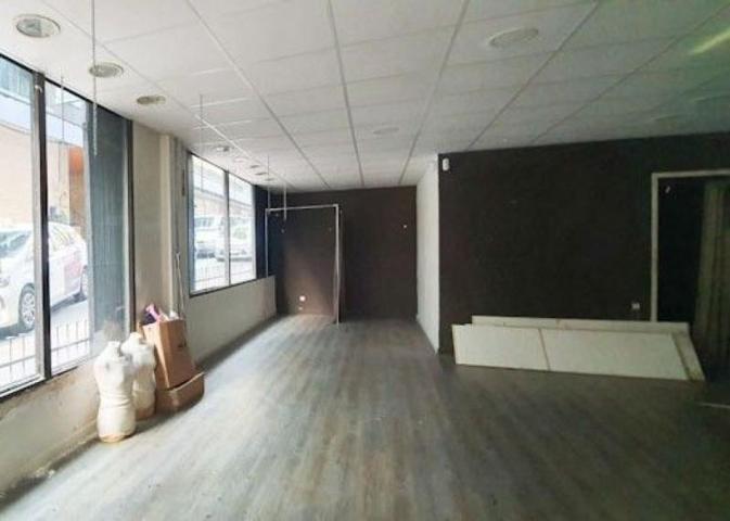 Local comercial en venta en Benidorm, Levante photo 0