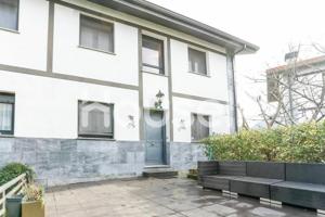 Casa en venta en Castro Urdiales photo 0
