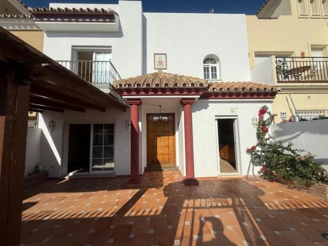 Casa en venta en Estepona, Cancelada photo 0