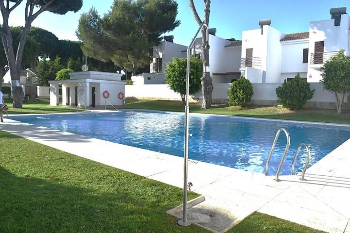 Adosada en venta en Chiclana de la Frontera, Molino Viejo photo 0