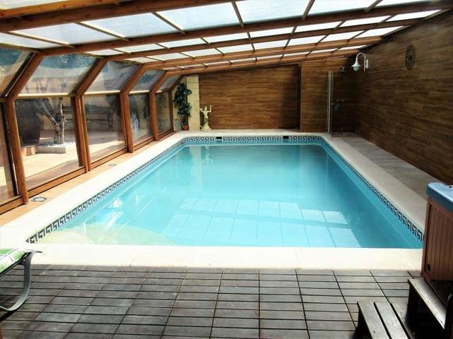 Chalet en venta en Valdepeñas, Nuevo Valdepeñas photo 0