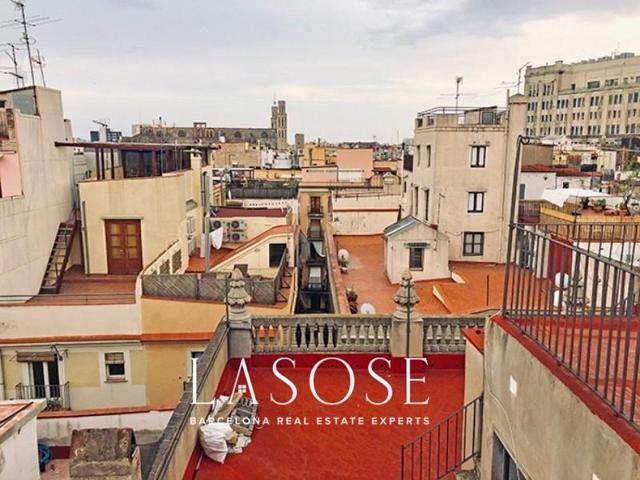 Piso en venta en Barcelona, Born photo 0