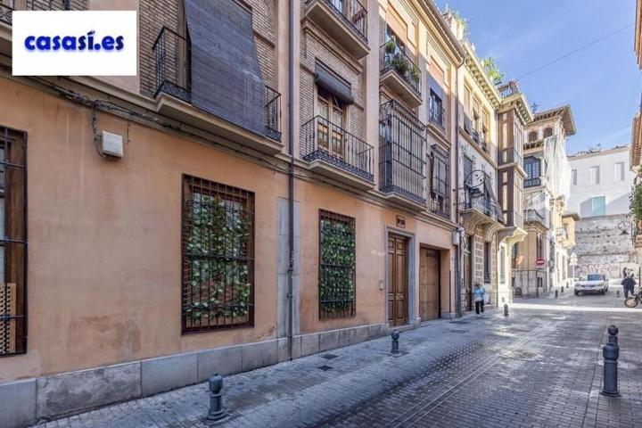 Piso en venta en Granada, Centro photo 0