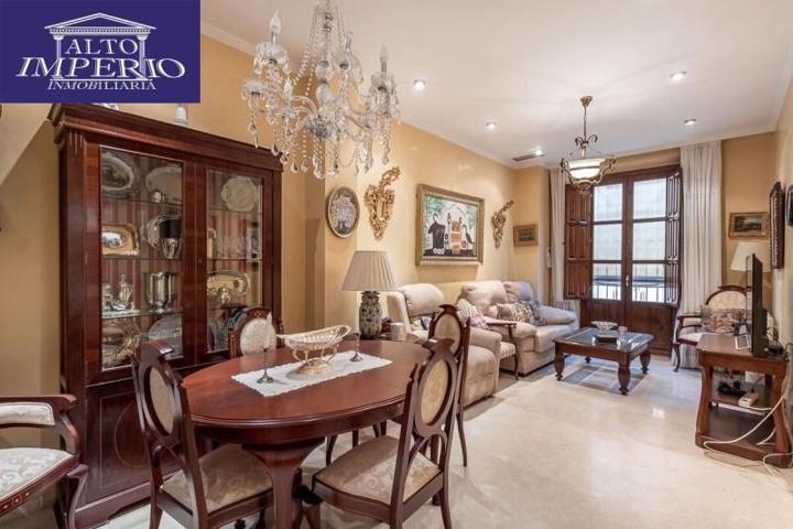 Piso en venta en Granada, Alhamar photo 0