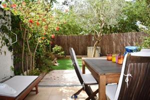 Planta baja en venta en Castelldefels, Can Bou photo 0