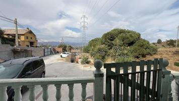 Chalet en venta en Alhaurín de la Torre, Pinos de Alhaurín photo 0