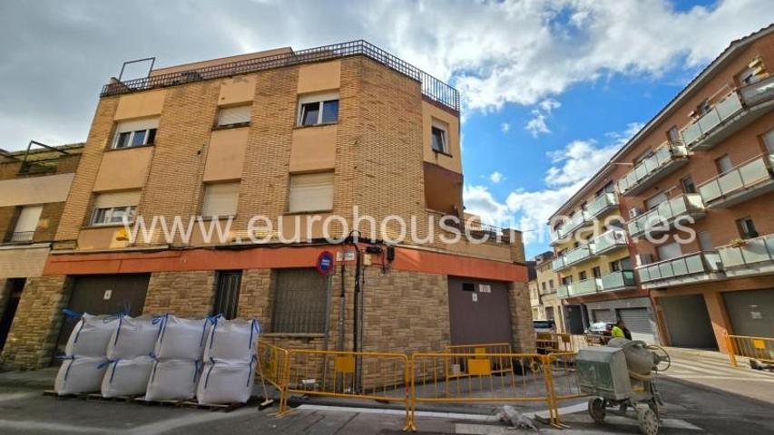 Edificio en venta en Igualada, Centre photo 0