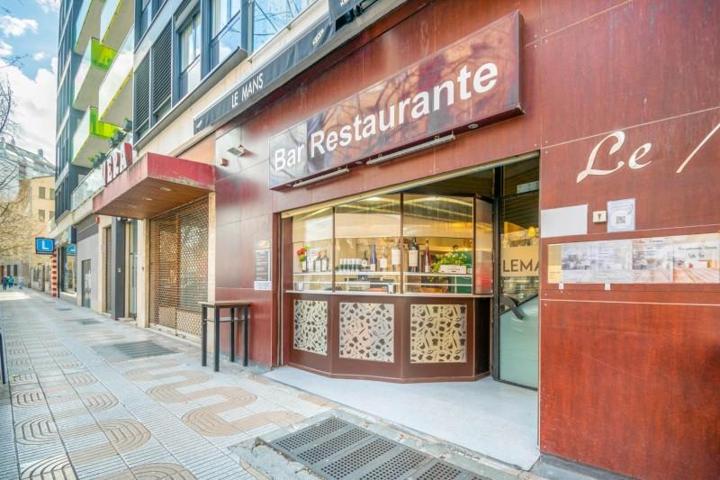 Local comercial en venta en Pamplona, San Juan photo 0