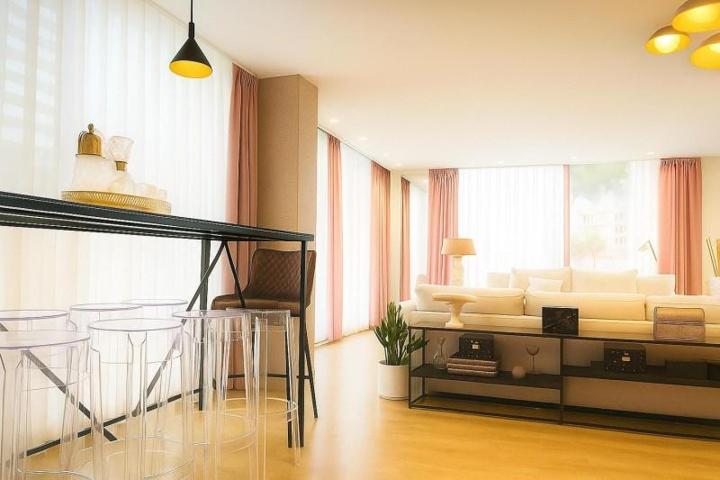 Piso en venta en Torremolinos, Calle Ramos Puente, 29620 photo 0