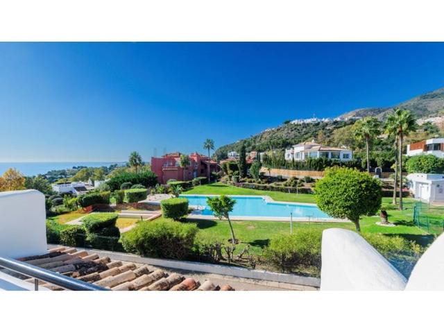 Apartamento en venta en Benalmádena photo 0