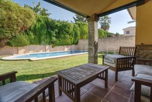 Chalet en venta en Gelves, SIMÓN VERDE photo 0