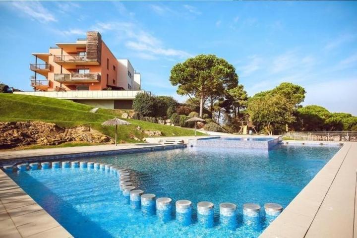 Apartamento en venta en Lloret de Mar, Fenals photo 0
