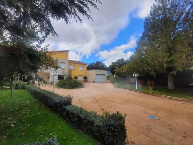 Chalet en venta en Galindo y Perahuy, LA RAD photo 0