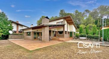 Casa en venta en Sant Julià de Ramis photo 0