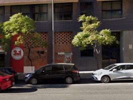 Local comercial en venta en Alicante photo 0