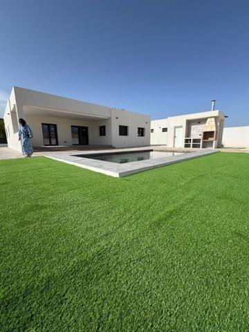 Chalet en venta en Mutxamel, Valle del Sol - Rio Park photo 0