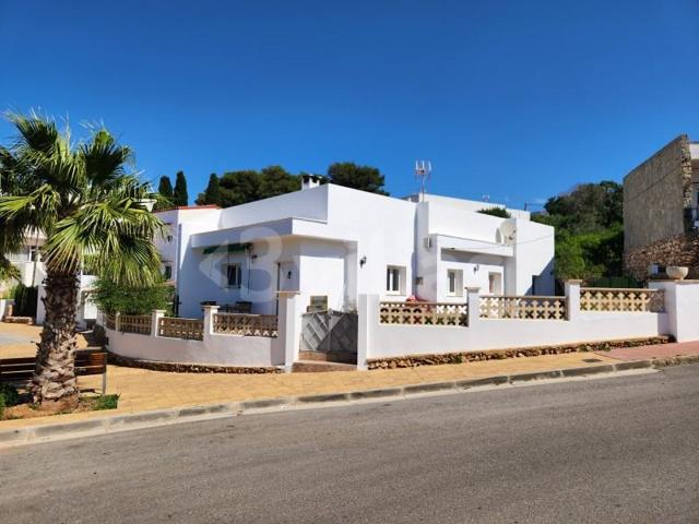 Chalet en venta en Alaior photo 0