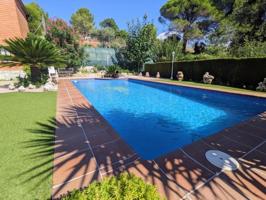 Chalet en venta en Abrera, Can vialba photo 0