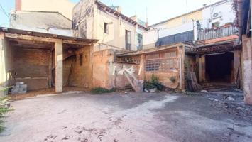 Local comercial en venta en Burjassot, Burjassot photo 0