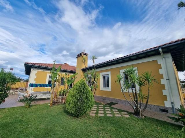 Chalet en venta en Torrelavega, Centro photo 0