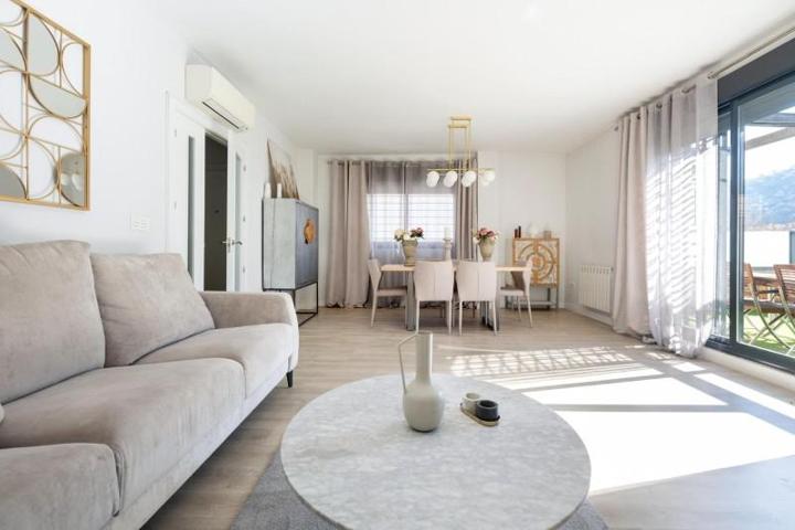 Casa en venta en Granada, Carretera de la sierra photo 0