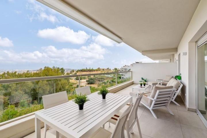Apartamento en venta en Mijas, La Cala Golf photo 0